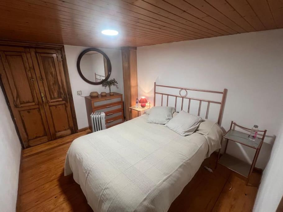 Villadecelis Mieres  Buitenkant foto